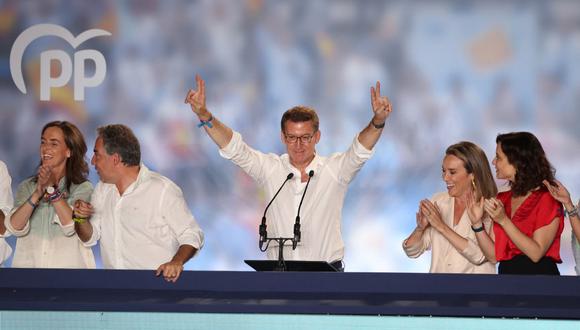 Vox ha avergonzado al PP y a su líder, Alberto Núñez Feijóo, durante toda la campaña con sus posiciones extremas: comunidad LGTBIQI+, aborto y eutanasia con pulga abajo. (Foto: AFP)