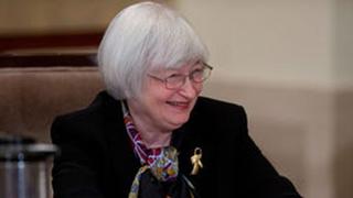 Yellen mantendrá política de estímulo monetario en la economía americana