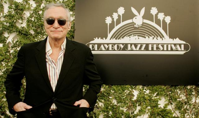 FOTO 9 | “Llevo 30 años en una despedida de soltero. ¿Por qué necesito una ahora?”_ Hefner la víspera de su boda en 1989. (Foto: Reuters).