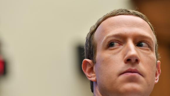 Organizadores del creciente boicot publicitario dijeron este mes que “no veían compromiso de acción” después de reunirse con el presidente ejecutivo de Facebook, Mark Zuckerberg. (Foto: AFP)