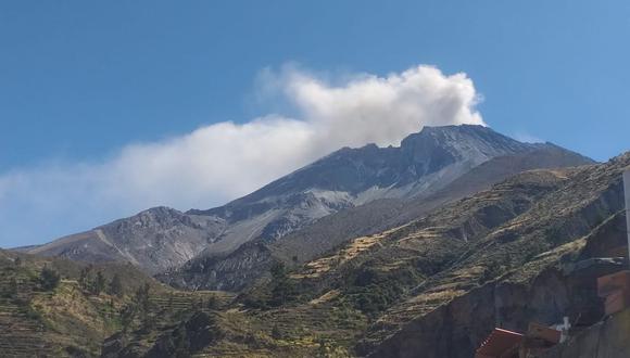 IGP advierte posible acumulación de energía en el volcán Ubinas