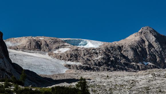 El Consejo Nacional de Investigaciones dijo que el glaciar Marmolada se ha estado achicando desde hace décadas y que podría desaparece en 25 o 30 años. (Foto: Pierre Teyssot | AFP)