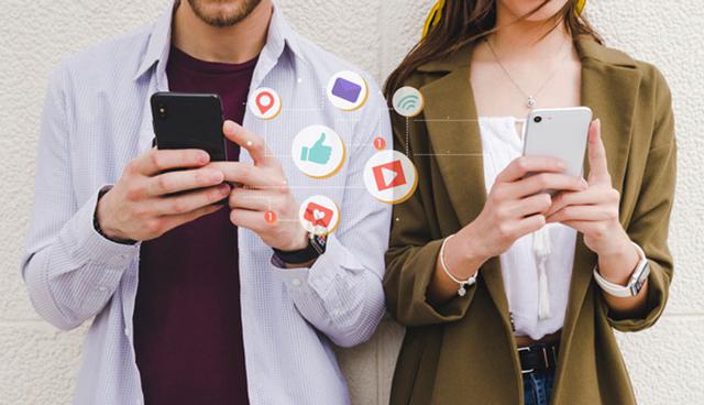 FOTO 3 | 3. Construye una narrativa para tu marca
Además de perfeccionar las historias humanas, los negocios van a tener que construir una narrativa estratégica detrás de su marca. La narrativa captura momentos y experiencias compartidas entre el usuario y el producto, y son las conversaciones que están ocurriendo en todo momento, que por lo general están buscando crear un cambio más amplio y positivo. (Foto: Freepik)