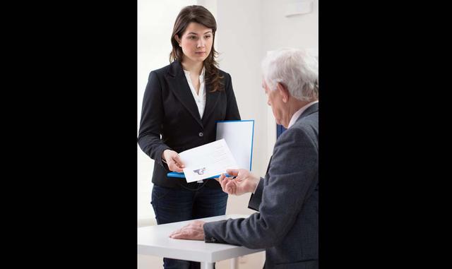 FOTO 6 | Tecnología anticuada. El software y la tecnología que se utilizan en el lugar de trabajo pueden cambiar rápidamente, por eso es importante estar al día en su uso. De lo contrario, corres el riesgo de parecer que no puedes mantenerte en un lugar d