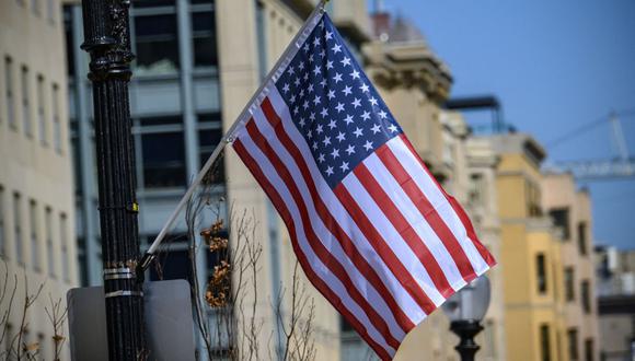 La Green Card le concede a los inmigrantes vivir y trabajar de manera permanente en Estados Unidos (Foto: Eric Baradat / AFP)