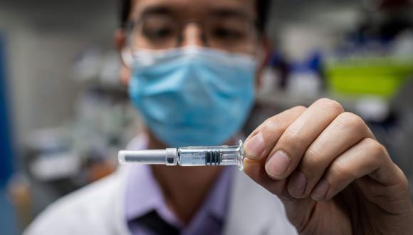 El Gobierno ha firmado un acuerdo con Pfizer y BioNTech para suministrar 4.95 millones de vacunas, cuando sea aprobada. (Foto: AFP)