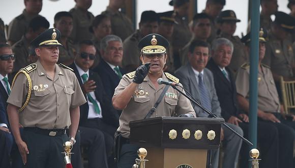 Víctor Zanabria criticó que haya oficiales  que interpongan medidas cautelares para no ir a zonas distintas a Lima.  (Foto: GEC)