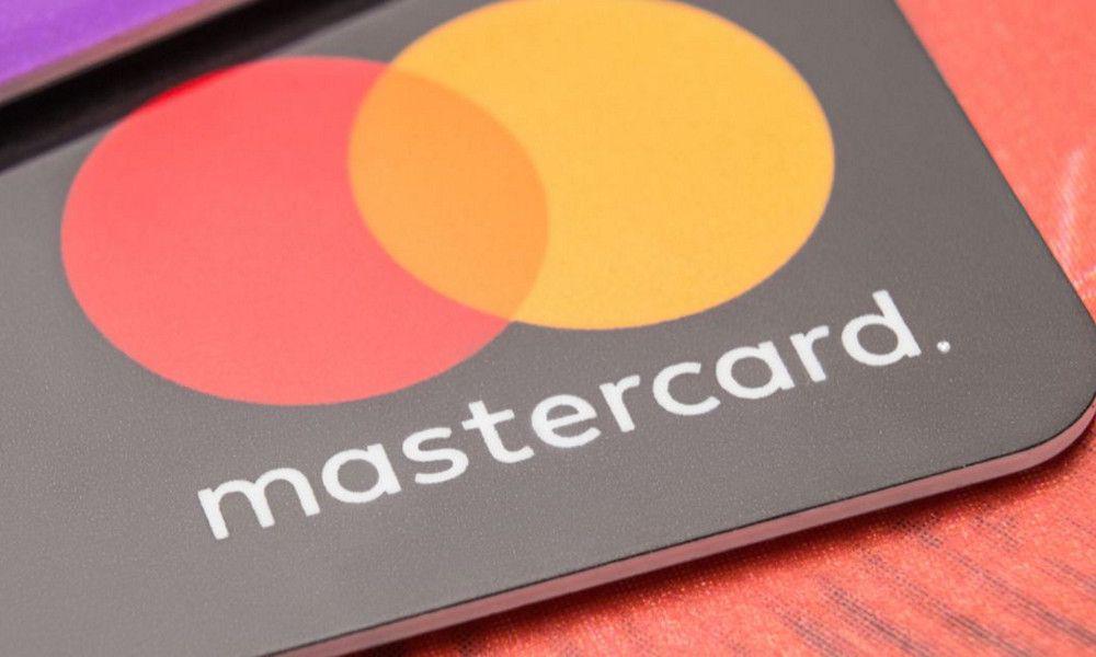 Con este cambio, los emisores de Mastercard tendrán la opción de incluir el panel de firma en sus tarjetas. (Foto: Difusión)