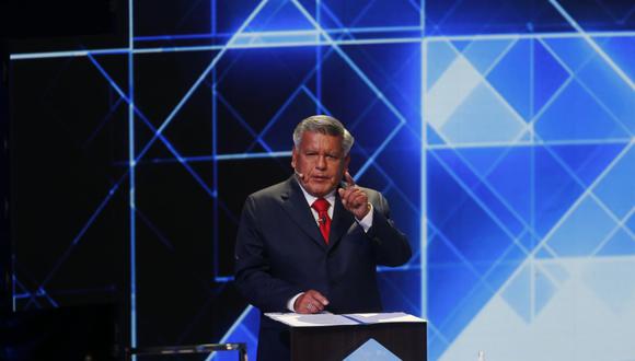 Candidato César Acuña participa en primera fecha de debates del JNE. (Foto: GEC)
