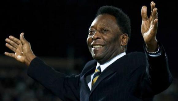 Para Pelé, en su generación había "más show" porque marcar no era prioridad. "Quien paga para ir al estadio, paga por un espectáculo, no paga para ver una falta, un marcaje", asevera. (Foto: AFP)