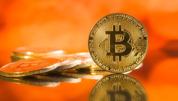 Se recomienda invertir en bitcoins para resguardar el patrimonio en el largo plazo, y en stable coins para protegerse en el corto plazo.