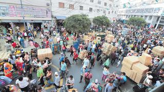 Navidad: Comerciantes de Mesa Redonda dan descuentos para ‘sobrevivir’ ante deudas