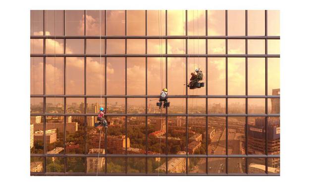 Urbana. Segundo premio: Dawn on Mercury Tower de alexeygo