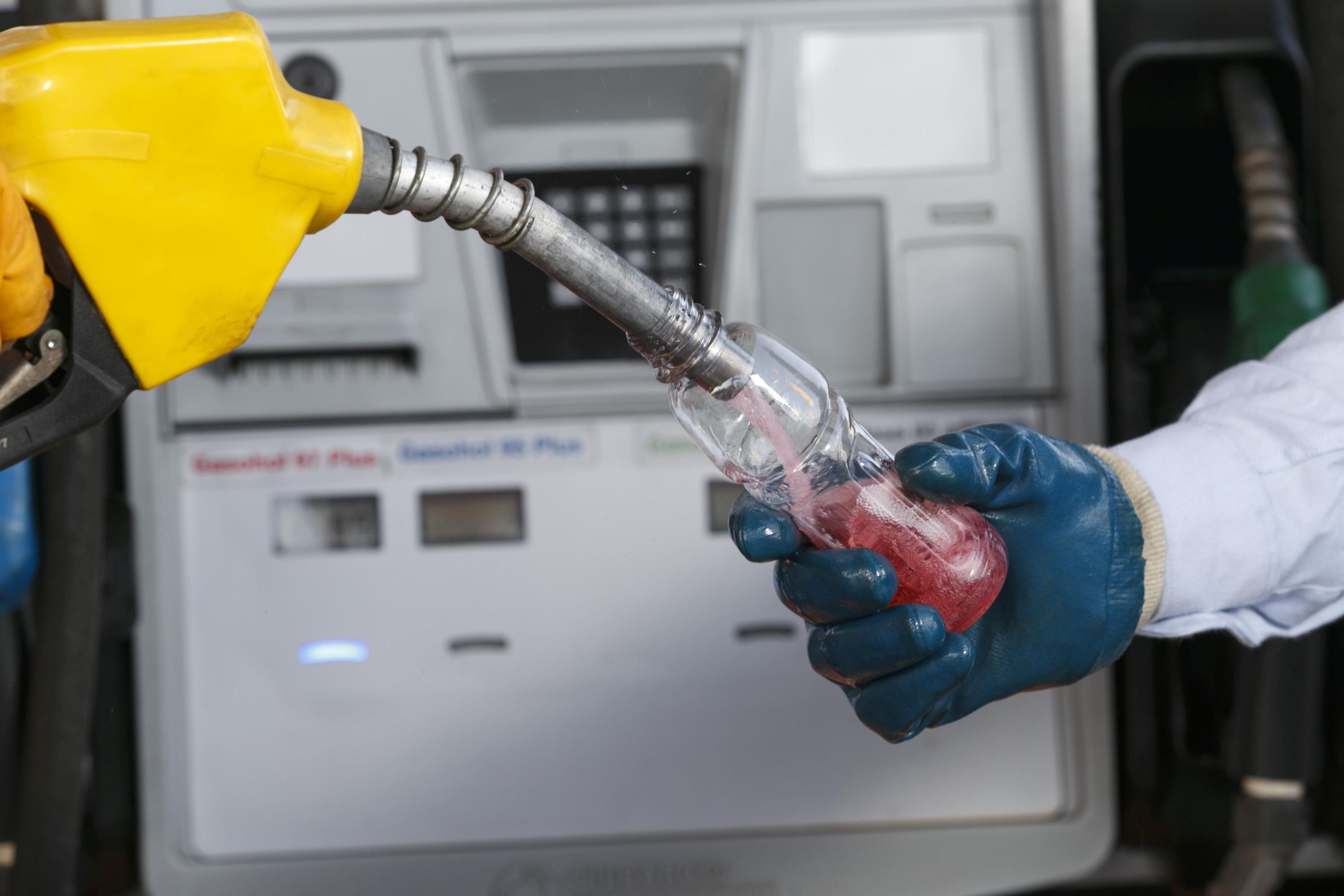 El operativo de supervisión se realizó a grifos de los distritos de San Martín de Porres, Los Olivos y Lima Cercado. (Foto: Difusión)