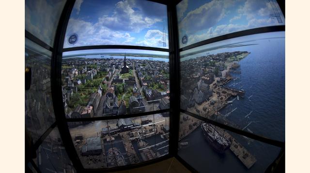 Parte de un video secuencial que muestra los cambios en la vista de Nueva York a través del paso de los años proyectado en el ascensor Sky Pod mientras sube al mirador del Observatorio One World. El ascensor, uno de los más rápidos del mundo, demora 47 se