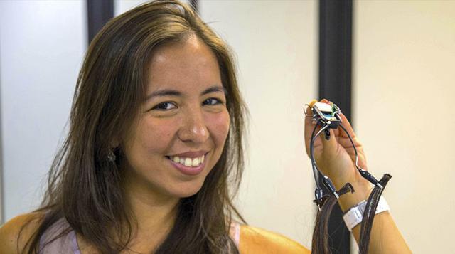 Katia Vega. Combina los productos de belleza con la electrónica para crear wearables que dan &#039;superpoderes&#039; al cuerpo humano. MIT Media Lab.
