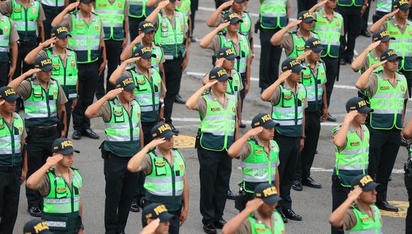 Más de 3,600 policías especialistas en investigación y en orden público serán destacados al interior del país,  Foto: Presidencia.