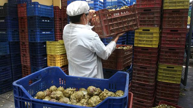 También acordó con los campesinos instalar la metodología de Yachachiq y fomentar el uso de tecnología para la mejora de los cultivos, la producción y la comercialización agropecuaria.