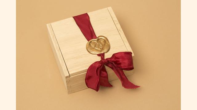 2. L. A. Burdick Small Wood Assortment, US$ 26. “No es una experiencia de chocolate puro; hay algo más”, dijo, con beneplácito. “Hay notas de caramelo”. Más información en Burdickchocolate.com (Foto: Bloomberg)