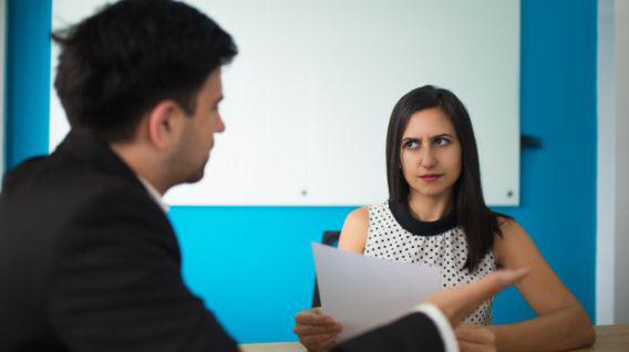 La desconfianza se apodera de algunos colaboradores. (Foto: Freepik)