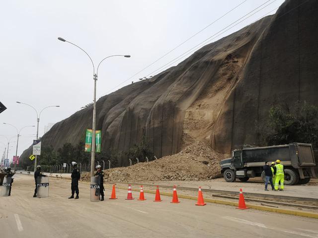 Imágenes muestran debido a la fuerza del desprendimiento las geomallas y el sistema de rejas fueron destrozadas. (Foto: Anthony Niño De Guzmán)