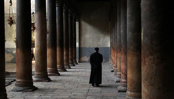 La basílica del Santo Sepulcro, el lugar más sagrado para el cristianismo, está clausurada desde hace más de una semana, lo que ha generado malestar entre las iglesias cristianas.