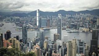 Arriendos en Hong Kong son tan caros, que firmas de lujo "huyen a la periferia"