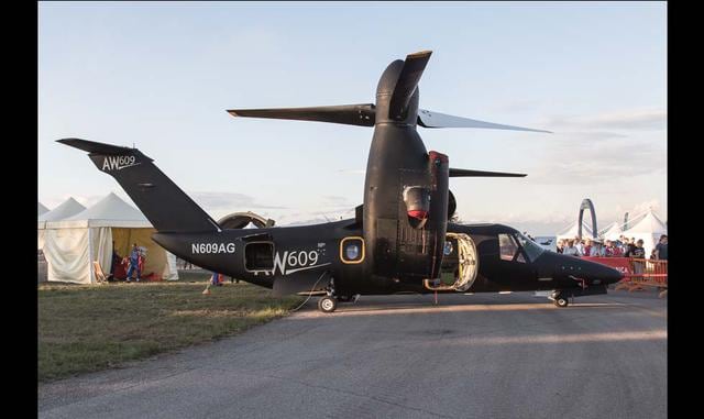 Fotos 4 | 6. AgustaWestland AW609: $14 millones (11,74 millones de euros). Este AgustaWestland es el helicóptero perfecto de aquellos millonarios que viven un estilo de vida ejecutivo. Su capacidad de despegar y aterrizar verticalmente se traduce en poder