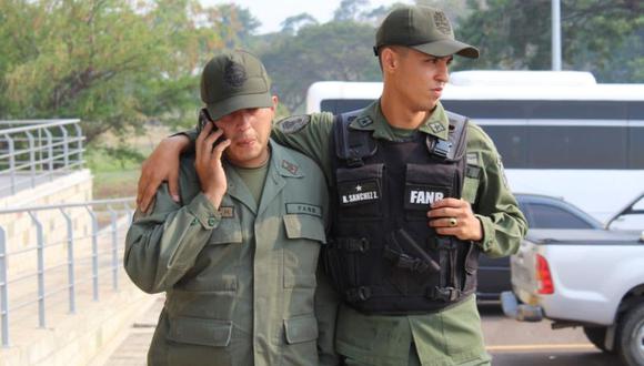 Colombia dice que 23 militares y policías de Venezuela han desertado. (Foto: EFE)