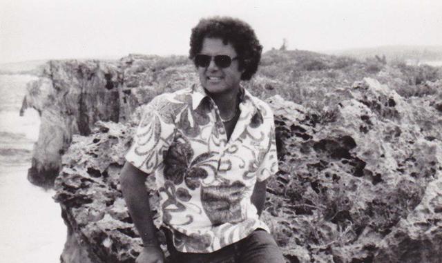 4. Carlos Lehder. Carlos Lehder fue uno de los fundadores del Cártel colombiano de Medellín y logró hacerse tan rico que incluso compró su propia isla en las Bahamas y se ofreció a pagar la deuda nacional de Colombia dos veces. También es el fundador del 