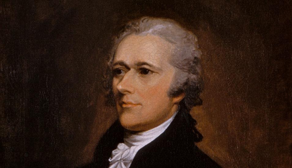 FOTO 1 | Alexander Hamilton

“Mi ambición prevalece, para que contemple la denigrante condición de un empleado o sus pares, a lo que mi fortuna me condena, y arriesgaría voluntariamente mi vida, aunque no mi carácter, para exaltar mi puesto ... Me refiero a preparar el camino para el futuro.”

—Alexander Hamilton en una carta de 1769.

Hamilton nació pobre en una isla del Carine y escribió esta carta a los 12 años mientras soñaba con algo mucho más grande para sí mismo y su carrera. A los 17, un huracán destruyó su casa y este huérfano, que para el momento trabajaba como clérigo, escribió una relación del desastre en el periódico local. Los vendedores locales reconocieron su talento y lo enviaron a Norte América a instruirse. Hamilton se convertiría en el padre fundador y campeón del sistema económico de Estados Unidos, pero todo empezó con grandes sueños y una determinación casi incomparable. Hamilton se visualizó a sí mismo como “preparando el camino hacia el futuro” y ese tipo de determinación de acero es invaluable en cualquier empresa. (Foto: Wikipedia)