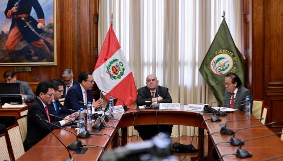 Perú Libre y Renovación Popular le manifestaron al ministro de Producción su preocupación por el lento avance en la construcción de algunos desembarcaderos artesanales en el sur del país.  Foto Congreso.