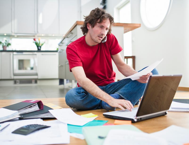 El teletrabajo esporádico debe estar regulado por el empleador, teniendo en consideración políticas de seguridad, gastos adicionales y la contabilización de horas para que la jornada no se extienda.
