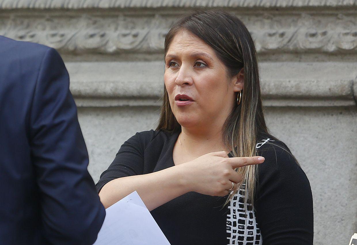 La congresista Yeni Vilcatoma presentó su renuncia a Fuerza Popular en setiembre del 2016. (USI)
