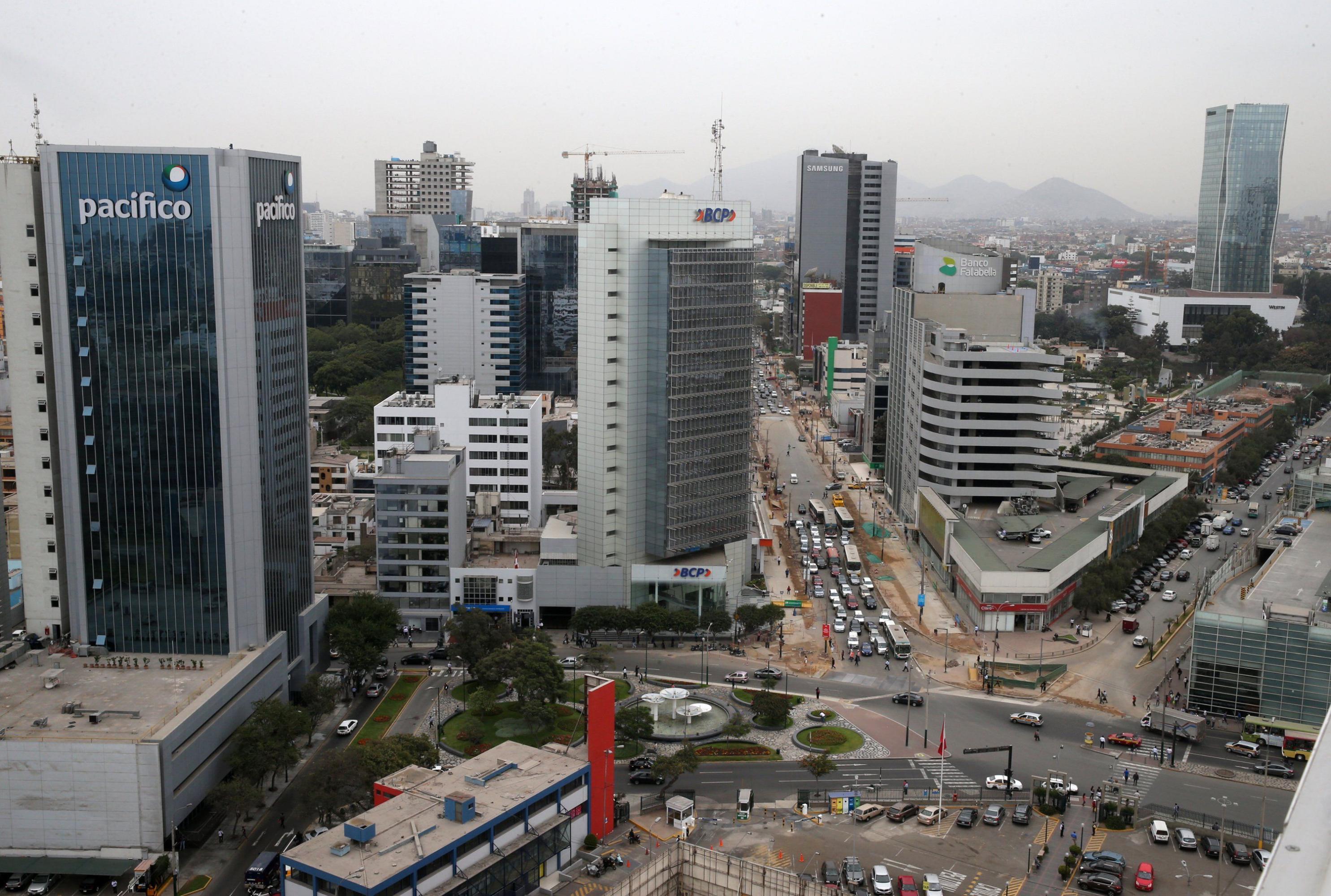 Las noticias económicas más destacadas del año no pasaron desapercibidas por los peruanos. Resaltó el mayor crecimiento del PBI, la subida del dólar, los cambios en el MEF,&nbsp;<br>el alza del ISC, entre otros temas. (Foto: GEC)