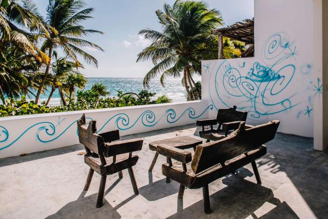 FOTO 11 | Rodeada por una exuberante vegetación, las habitaciones son espaciosas y cómodas.