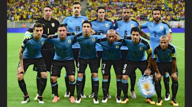 Selección de fútbol de Uruguay. Su organización está a cargo de la Asociación Uruguaya de Fútbol. Es una de las tres selecciones con más copas en la historia del fútbol, con diecinueve títulos oficiales internacionales a nivel de selecciones mayores (réco