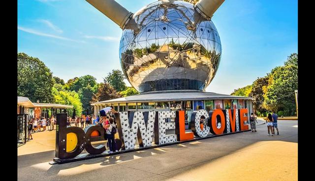 FOTO 4 | 12. BÉLGICA. Población: 11,4 millones
Millonarios: el 2,9%

Por cada 100.000 hogares en el país, cuatro tienen un patrimonio neto de 100 millones de dólares ó más, según Boston Consulting Group.

La persona más rica en Bélgica es Albert Frere, un inversionista con un patrimonio neto de $3,6 mil millones, según Forbes.