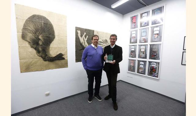 Foto 10 | Cabe precisar que el Premio Sura se entregó al galerista Gonzalo Vidal del espacio GV Consultoría en Arte de Argentina. (Foto: Claudia LLontop)