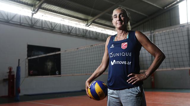 Natalia Málaga: Una de las recordadas heroínas de Seúl 1988. La voleibolista sabe lo que es ganar medallas en los Juegos Olímpicos como jugadora y como entrenadora.