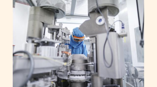 El Grupo Banco Mundial ofrece ayuda a los países con recursos financieros, asistencia técnica, investigación y su conocimiento para el desarrollo global. Su labor es similar a la del Banco de Desarrollo de América Latina (CAF) o el Banco Interamericano de