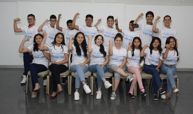 Escolares peruanos en Intel ISEF