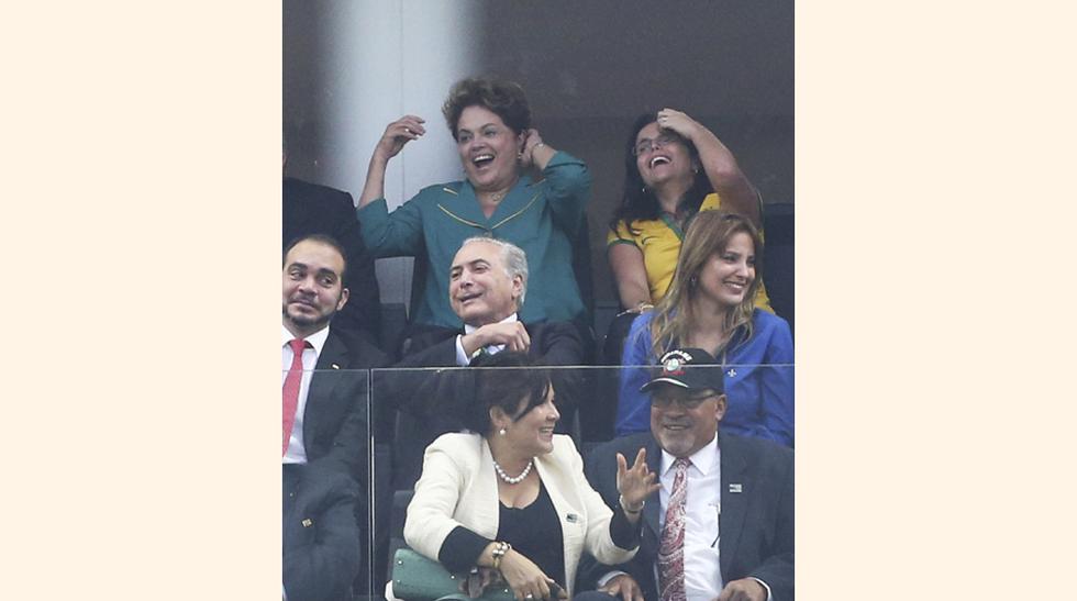 La presidenta de Brasil, Dilma Rousseff, en el partido inaugural del Mundial. (Foto: Getty)