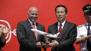 Las imágenes del primer envío aéreo de productos del Perú hacia China