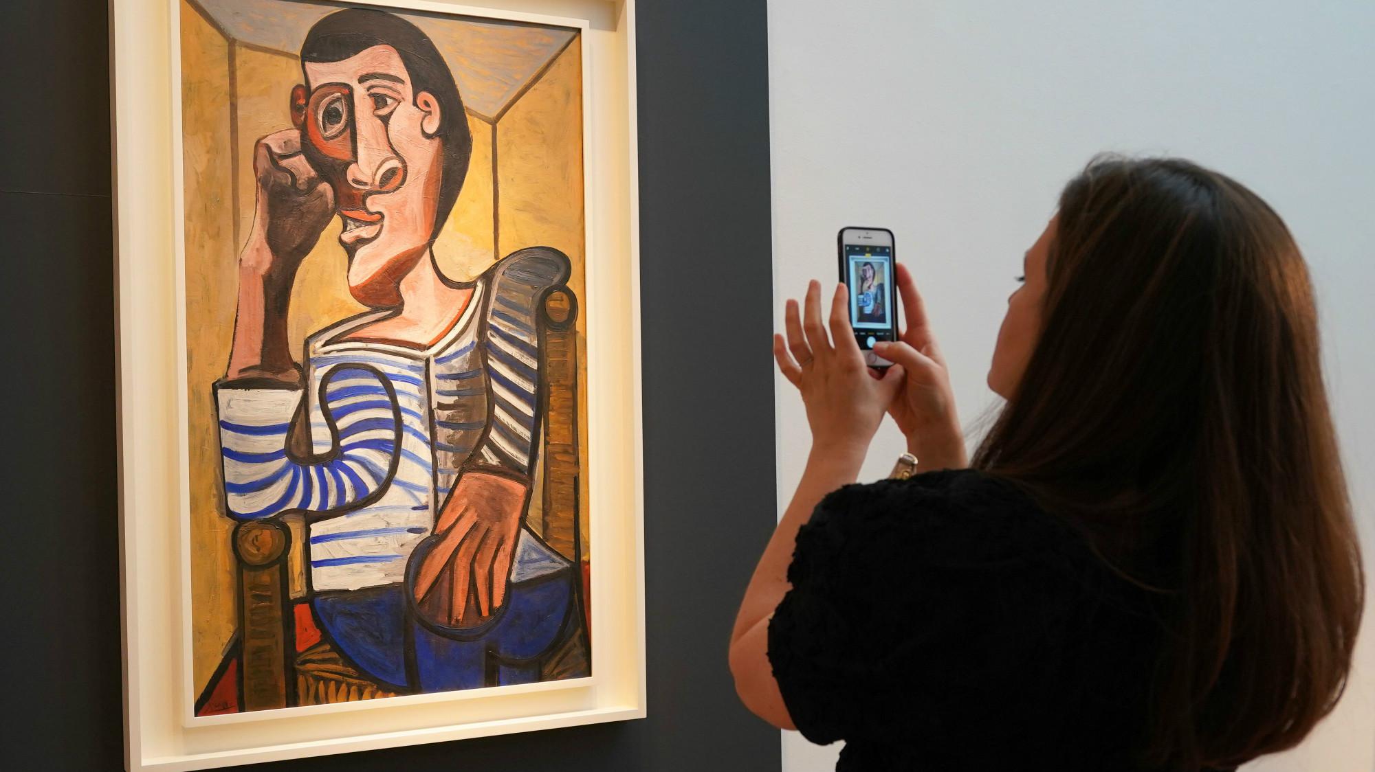Inicialmente "Le Manin", autorretrato de Pablo Picasso iba a ser parte de la subasta, pero fue dañada, lo que originó su retiro. (Foto: AFP)