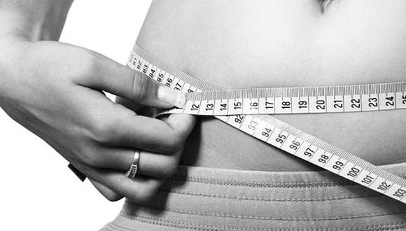 Cada año fallecen alrededor de 3,4 millones de personas adultas como consecuencia del sobrepeso o la obesidad.