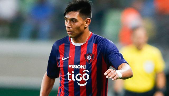 FOTO 10 | 10. Santiago Arzamendia (Paraguay. Defensa. Cerro Porteño. 21 años)
 
Nació en Misiones, Argentina, y estuvo en el radar de la Asociación del Fútbol Argentino (AFA), pero decidió nacionalizarse paraguayo para representar a la Albirroja. Es lateral por izquierda y jugó siempre en el Cerro Porteño. (Foto: Difusión)