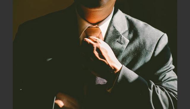 FOTO 13 | 13. Deja de compararte con los demás
Está en nuestra naturaleza humana evaluarnos, para ver cómo somos en relación con los demás. Pero usar a los otros como medida nos llevará a tener una baja autoestima, sentimientos de envidia y a no valorarnos.

Nunca serás mejor que los demás en todos los sentidos, y compararte constantemente no te ayudará a lograr tus objetivos, sino que puede desmotivarte. Mejor busca lo que quieres lograr y enfócate en convertirte en la mejor versión de ti mismo. (Foto: Pixabay)