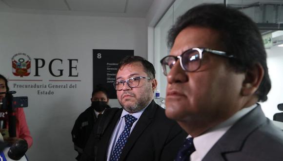 Daniel Soria y su abogado calificaron como "usurpador" al todavía procurador Javier León. (Foto: GEC)