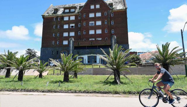 FOTO 4 | Incluirá un hotel, un casino -piedra angular del negocio-, un área residencial con servicio de hospedaje que ya se está comercializando y condominios. El inmueble tendrá 160 suites, tiendas de lujo en un área de 6,000 m2 y el estacionamiento en 2.5 hectáreas en el subsuelo. (Foto: AFP)
